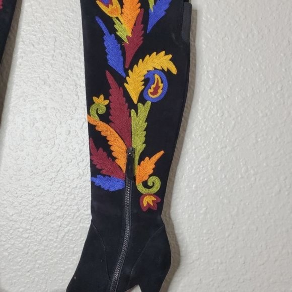 Alice + Olivia Corin Embroidered Suede Tall Heeled Boots Black Womens Size 5 - Picture 7 of 11